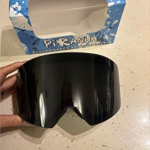 Piranha Snow Goggles!